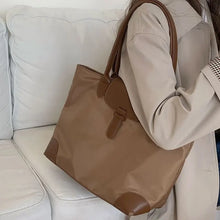 Load image into Gallery viewer, Casual Women Tote Bag Classic Large Capacity Shoulder Bag Nylon 2023 Fashion Lightweight Travel Handbag
