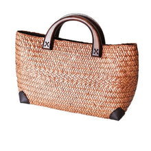 Load image into Gallery viewer, Handmade straw bag retro rattan straw woven handy beach bag simple art weaving bag
