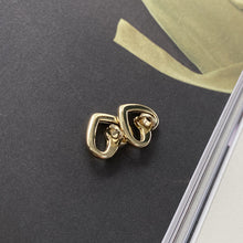 Load image into Gallery viewer, 5pcs/Set Metal Heart Hollow out Clothing Ornament Buttons
