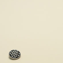 Load image into Gallery viewer, 5pcs/Set Retro Antique Style Metal Buttons Antique Silver Double-Sided Clothing Ingredients Buttons
