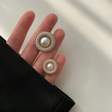 Load image into Gallery viewer, 5pcs/set Retro Style Clothing Decorative Button Metal Pearl Button Winter Coat Coat Decorative Buckle
