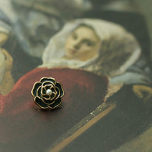 Load image into Gallery viewer, 5pcs/Set Pearl Camellia Buttons Black White Metal Buttons Suit Cardigan Decorative Buckle

