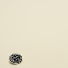 Load image into Gallery viewer, 5pcs/Set Retro Antique Style Metal Buttons Antique Silver Double-Sided Clothing Ingredients Buttons
