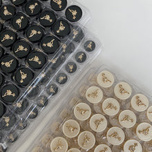 Load image into Gallery viewer, 5pcs/Set Metal Lotus Resin Bottom Double Button Garment Accessories
