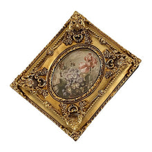Load image into Gallery viewer, Embossed Vintage Gold Resin Photo Frame Creative Picture Frame Photo Frame Decoration
