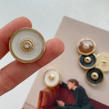 Load image into Gallery viewer, 5pcs/Set Clothing Metal Button Winter Sweater Button Decorative Buckle
