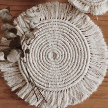 Load image into Gallery viewer, Hand-Woven Coaster round Non-Slip Mat Restaurant Party Dining-Table Decoration Mat
