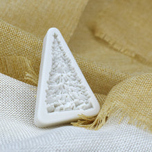 Load image into Gallery viewer, New Christmas Tree Gift Fondant Silicone Mold DIY Chocolate Cake Decoration Baking Tool
