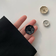 Load image into Gallery viewer, 5pcs/Set Retro Style Button Fluff Button DIY Sweater Decorative Buckle
