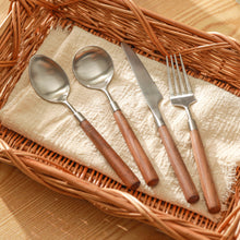 Load image into Gallery viewer, 4pcs/Set Walnut Wooden Handle Knife and Fork Japanese Retro Western Food Tableware Set
