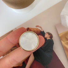 Load image into Gallery viewer, 5pcs/Set Clothing Accessories Accessories round Metal Button Gold and Silver Edge Imitation Shell Sweater Coat Button
