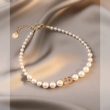 Load image into Gallery viewer, Women's Necklace Vintage Pearl Choker  Gift for Girls
