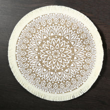 Load image into Gallery viewer, Round simple style natural color, evening placemat table mat coaster Japanese style, environmentally friendly fringed jute placemat
