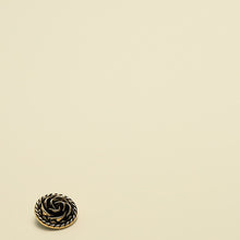 Load image into Gallery viewer, 5pcs/Set Clothing Accessories Decorative Buckle Metal Buttons Winter Coat Buttons

