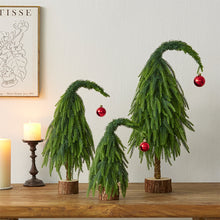 Load image into Gallery viewer, Crooked neck Christmas tree PE Yenobesong household small tabletop ornament
