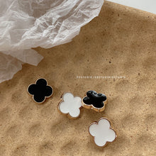 Load image into Gallery viewer, 5pcs/Set Four-Leaf Clover Cufflink Sweater Button Women's Cardigan Clothes Accessories Button
