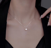 Load image into Gallery viewer, S925 Sterling Silver Natural Freshwater Pearl Pendant Necklace Ladies Clavicle Chain
