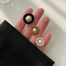 Load image into Gallery viewer, 5pcs/set Retro Style Clothing Decorative Button Metal Pearl Button Winter Coat Coat Decorative Buckle
