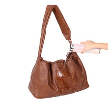 Load image into Gallery viewer, Pet Handbag Outdoor Outdoor Portable Waterproof Cat Dog Bag Portable Shoulder Pet Bag
