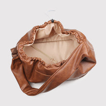 Load image into Gallery viewer, Pet Handbag Outdoor Outdoor Portable Waterproof Cat Dog Bag Portable Shoulder Pet Bag
