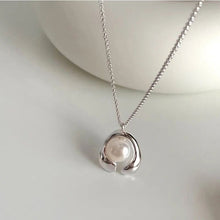 Load image into Gallery viewer, 925 Sterling Silver Natural Freshwater Pearl Necklace Ornament Women's Pendant Chain Clavicle Chain
