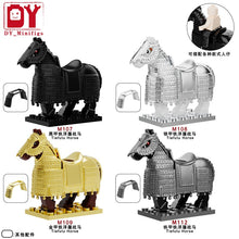 Load image into Gallery viewer, DY medieval series gold black heavy armor horse mount model children's small particle assembled building block toy
