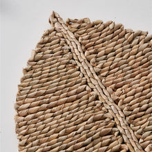 Load image into Gallery viewer, Leaf placemat Hand-woven cassava thermal insulation mat Home simple straw dining table coaster
