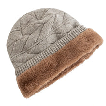 Load image into Gallery viewer, Unisex Beanie Hats For Men Women Outdoor Ski Sports Winter Hat Letter Label Decor Plush Fur Lined Warm Knitted Hat
