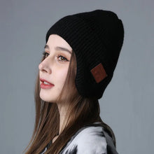 Load image into Gallery viewer, Knitted Beanie Hat for Men and Women, Music Caps with Headphones, Built-in Microphone Speakers, USB Rechargeable
