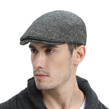 Load image into Gallery viewer, Men's Herringbone Flat Ivy Newsboy Hat Wool Blend Gatsby Cabbie Cap Winter Outdoor Hunting Cap
