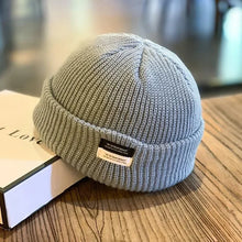 Load image into Gallery viewer, Men's Skull Cap Urban Street Fashion Knit Beanie Winter Warm Yuppie Style
