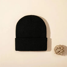 Load image into Gallery viewer, 1pc Solid Color Unisex Beanie Hat,Versatile Outdoor Autumn and Winter Casual Warm Cap,Suitable for Winter Christmas,Sking
