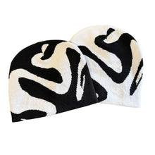 Load image into Gallery viewer, Pullover Design Knitting Beanies Fashion Trend Outdoor Warm Jacquard Hats Neutral Knitted Vintage Style Knitted Hat
