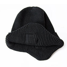 Load image into Gallery viewer, Knitted Beanie Hat for Men and Women, Music Caps with Headphones, Built-in Microphone Speakers, USB Rechargeable
