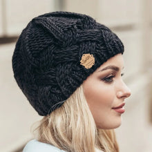 Load image into Gallery viewer, Autumn and Winter Knitted Hat with Retro Style Diamond Grid Knitted Yarn, Men's and Women's Fashion Hats
