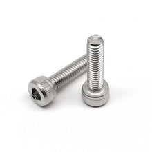 Load image into Gallery viewer, DIN912 M1.6 M2 M2.5 M3 M4 M5 M6 M8 Hexagon Hex Socket Head Cap Allen Bolt Screw 304 A2-70 Stainless Steel Black Grade 12.9 Steel
