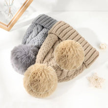 Load image into Gallery viewer, Knitted Hat Thickened Winter Warm Hat Stylish  Beanie Hats Casual Outdoor Knitted Cap
