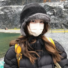 Load image into Gallery viewer, Fashion Bomber Hat Thicken Ear Protection Pilot Cap Solid Color Winter Warm Outdoor Cycling Hat

