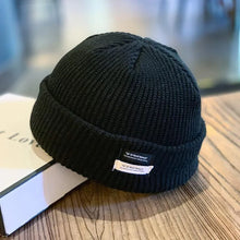 Load image into Gallery viewer, Men's Skull Cap Urban Street Fashion Knit Beanie Winter Warm Yuppie Style
