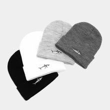 Load image into Gallery viewer, Brimless beanie men's and women's shark embroidered knitted hat autumn and winter outdoor fashionable hip-hop pullover hat

