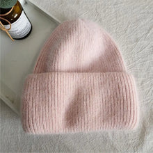 Load image into Gallery viewer, Men's and women's cold hats, winter hats, women's windproof pullover knitted hats, versatile and warm woolen hats
