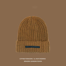 Load image into Gallery viewer, Fashionable Men's Autumn And Winter Knitted Hats Large Size Warm Cold Beanie Hat Loose Big Head Ware Knitting Hat For Men
