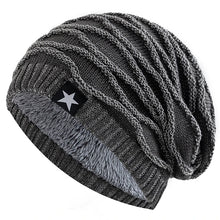 Load image into Gallery viewer, Unisex Slouchy Winter Hats Men Women Warm Beanie Cap Casual Five-Pointed Star Decor Winter Knitted Hats

