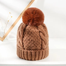 Load image into Gallery viewer, Knitted Hat Thickened Winter Warm Hat Stylish  Beanie Hats Casual Outdoor Knitted Cap
