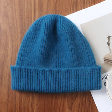 Load image into Gallery viewer, 100%Merino Wool Beanies For Women&amp;Men Winter Warm Soft Solid Knitted Thick Skullies Cap Flipped Heap Pullover Cap Ski Bonnet
