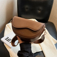 Load image into Gallery viewer, Solid Color PU Leather Women's Crossbody Bag With Stylish Red Wide Shoulder Strap Fashionable Shoulder Underarm Bag
