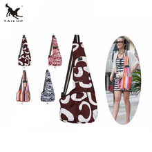Load image into Gallery viewer, TAILUP Pet Dog Sling Bags Outdoor Windproof Carriers For Small Cats and Puppies
