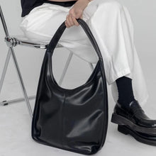 Load image into Gallery viewer, Top Quality PU Leather Women Handbags Purse Large Capacity Female Designer Portable Shoulder Bag for Travel Totes Lady Hobos Bag
