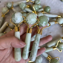 Load image into Gallery viewer, Face Jade Roller Gua Sha Scraper Massager for Neck Body Guasha Eye Massage Face Slimming Therapy Beauty Skincare Tool
