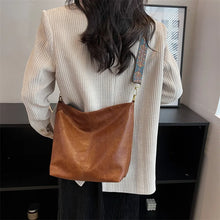 Load image into Gallery viewer, Women's Large Capacity All-Match Bag Tote Crossbody Bag Stylish Bag For Work &amp; School
